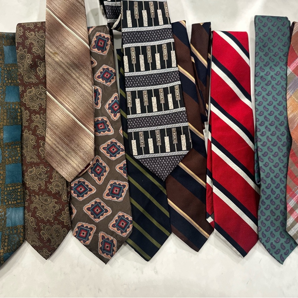 Elegant Men's Tie Collection - Multicolor